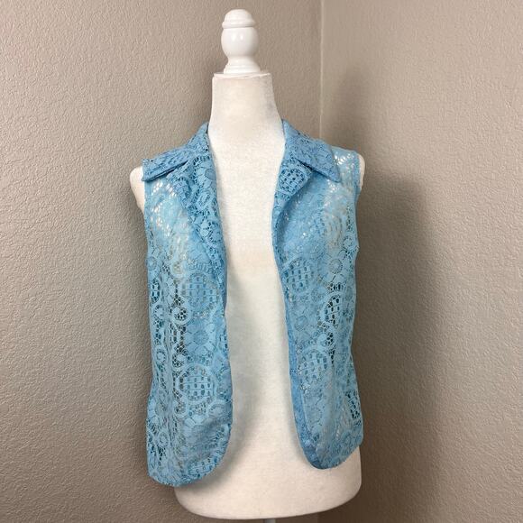 Vtg Womens Medium Sky Blue Lace Crochet Dainty Collared Vest Blouse Top Romantic - Picture 1 of 6